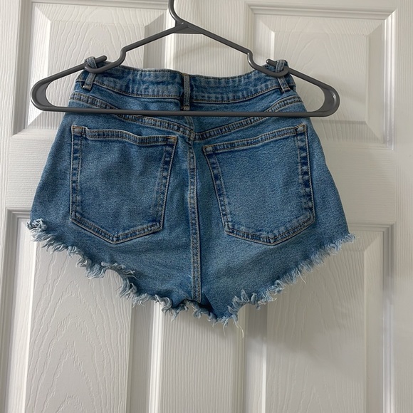 High waisted booty shorts - Picture 2 of 2